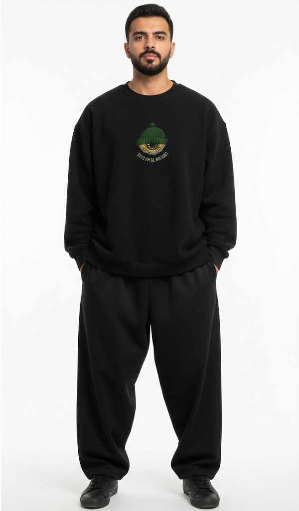 Cozy “Winter Eye” Graphic Sweatshirt – Premium Fleece